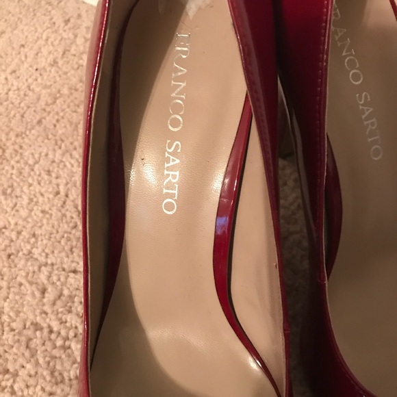 Shiny candy-apple Red 4” heels - Picture 2 of 4